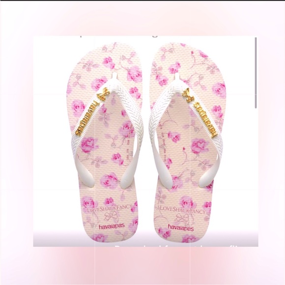 Havaianas Shoes - Havaianas X Loveshackfancy🎀💝White FlipFlops w/Pink Floral Print Gold Accents 7/8